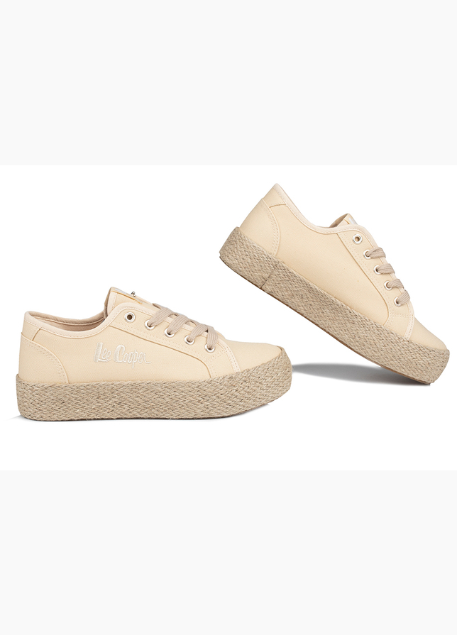 Lee Cooper Pantofi pentru femei LCW-23-31-1795LA Lee Cooper Pantofi pentru femei LCW-23-31-1795LA