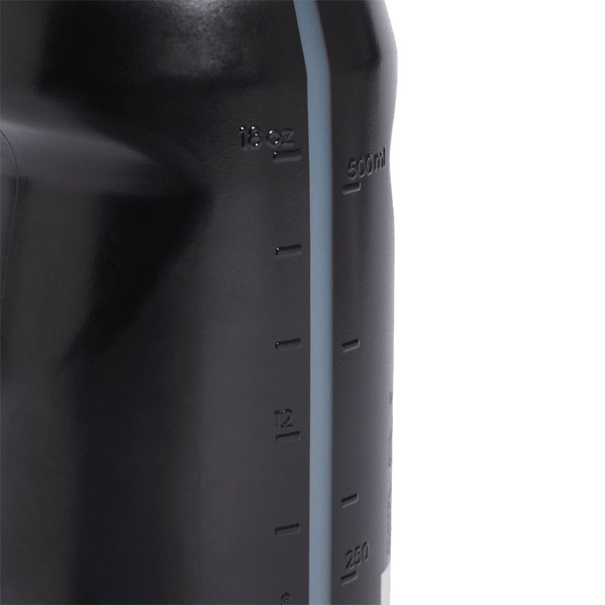 adidas Sticlă de apă Tiro Bottle 0.5L IW4617