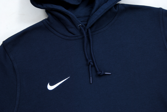 Nike hanorac pentru copii junior Team Club Hoody 658500 451 Nike hanorac pentru copii junior Team Club Hoody 658500 451