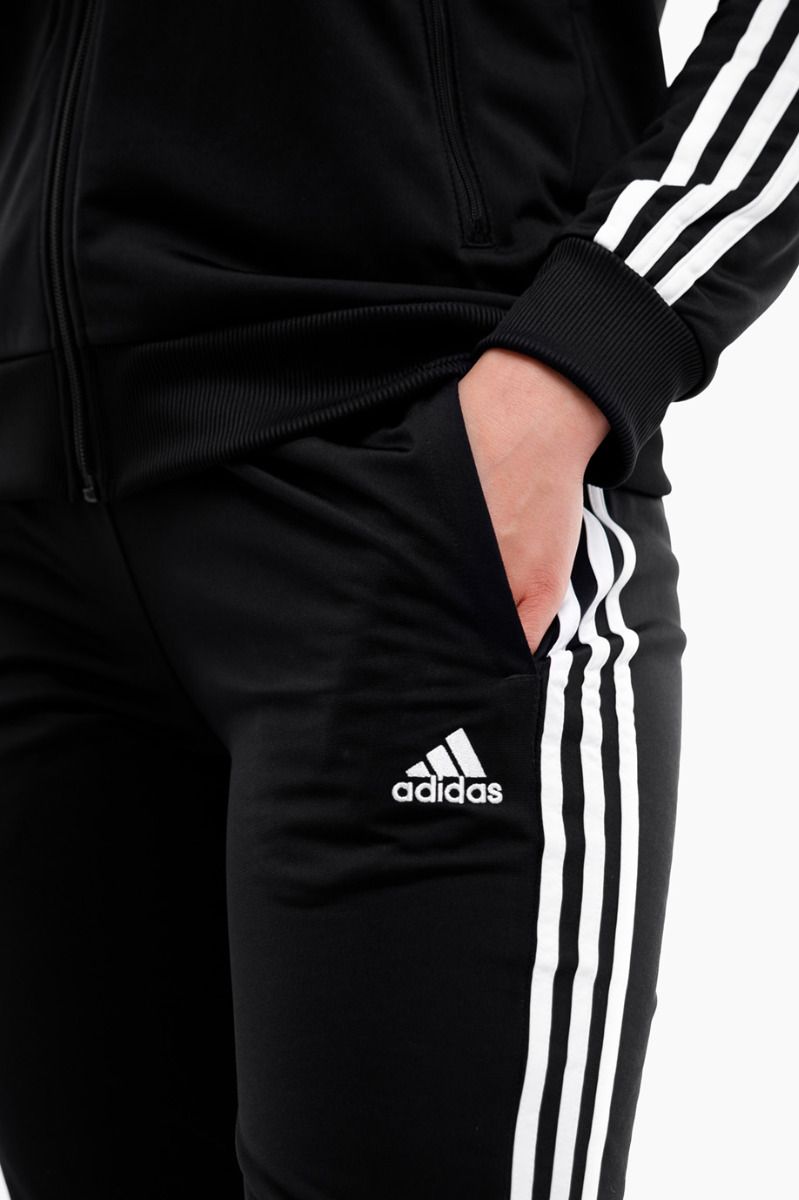 adidas femei treninguri întregi Essentials Tracksuit W 3S TR TS IJ8781