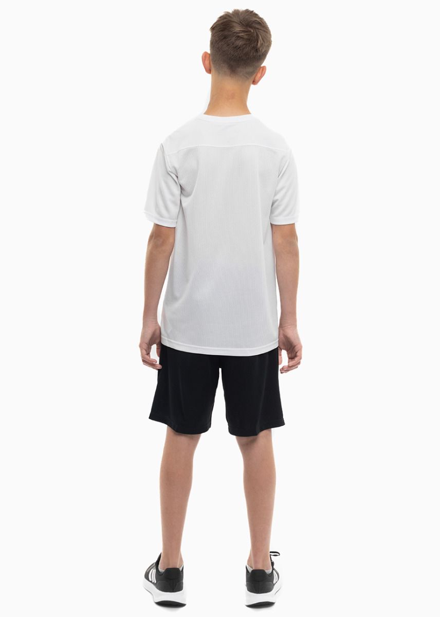 Nike Set de sport pentru copii Tricou Pantaloni scurți Dry Park VII JSY SS BV6741 100/BV6865 010 Nike Set de sport pentru copii Tricou Pantaloni scurți Dry Park VII JSY SS BV6741 100/BV6865 010
