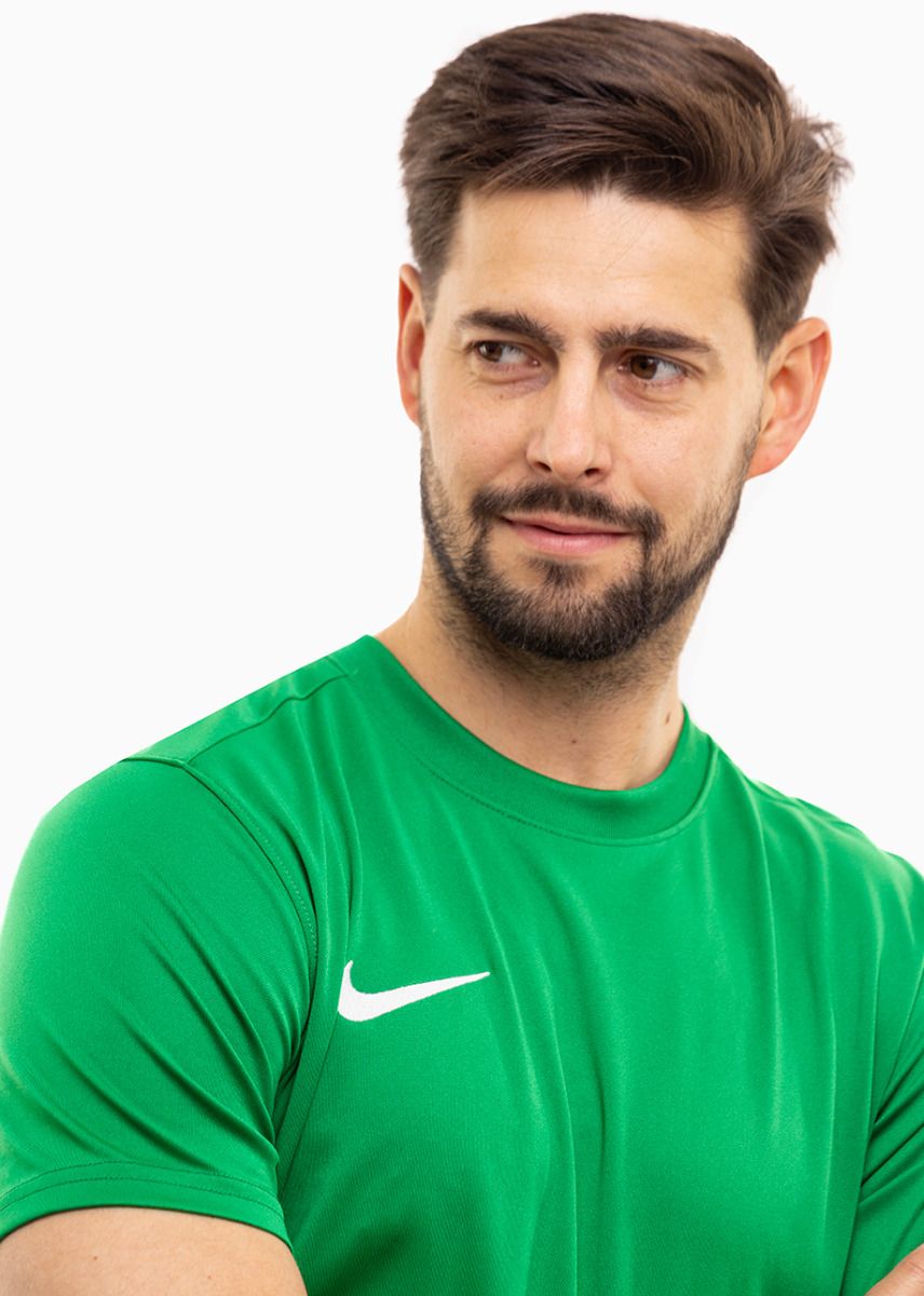Nike set de sport pentru bărbați Tricou Pantaloni scurți Dry Park VII JSY SS BV6708 302/BV6855 010 Nike set de sport pentru bărbați Tricou Pantaloni scurți Dry Park VII JSY SS BV6708 302/BV6855 010