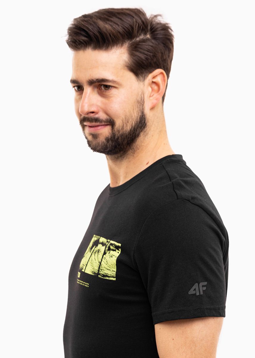 4F Tricou pentru bărbați M2106 4FRSS24TTSHM2106 20S 4F Tricou pentru bărbați M2106 4FRSS24TTSHM2106 20S