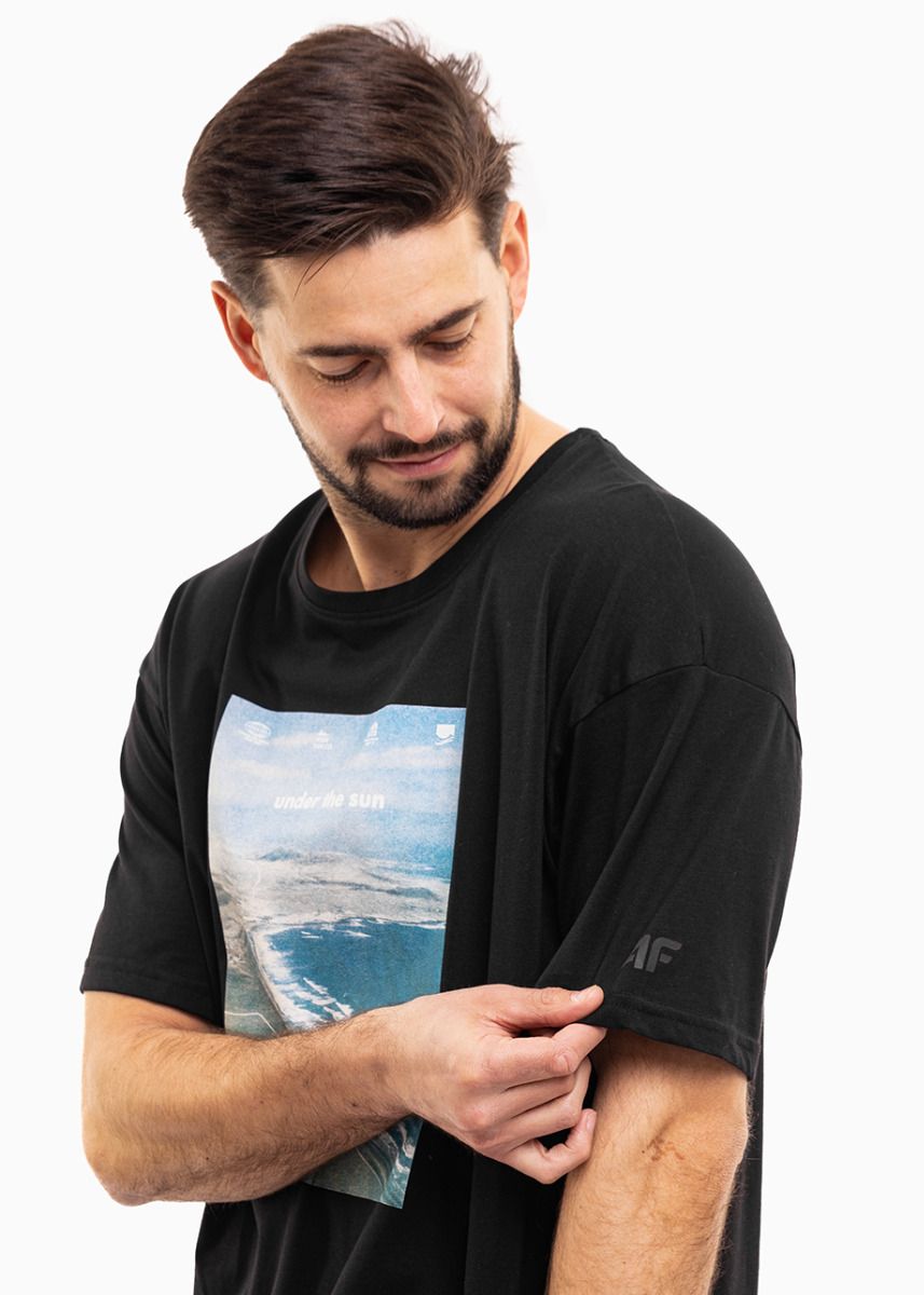 4F Tricou pentru bărbați M2132 4FRSS24TTSHM2132 20S 4F Tricou pentru bărbați M2132 4FRSS24TTSHM2132 20S