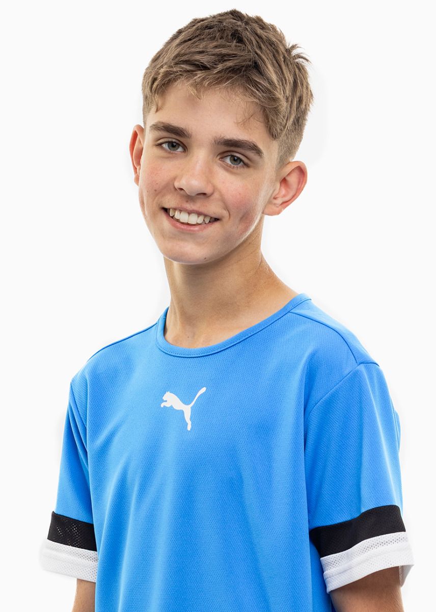 PUMA Set de sport pentru copii Tricou Pantaloni scurți teamRISE Jersey Jr 704938 02/704943 02 PUMA Set de sport pentru copii Tricou Pantaloni scurți teamRISE Jersey Jr 704938 02/704943 02