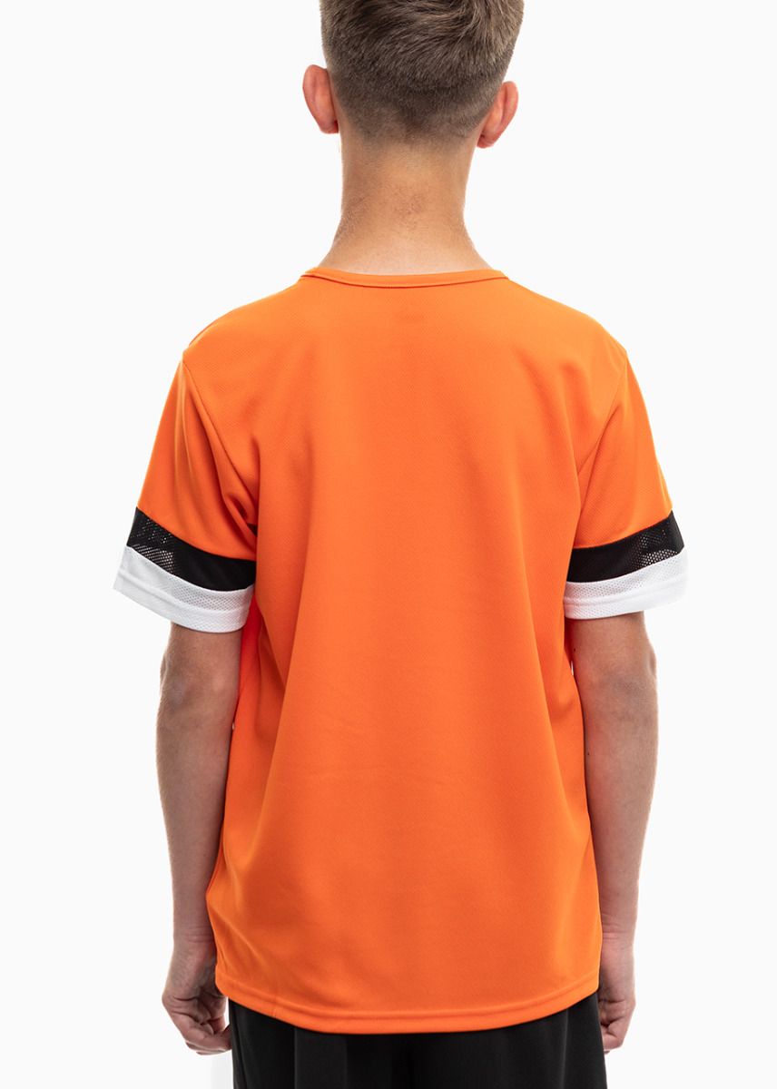 PUMA Set de sport pentru copii Tricou Pantaloni scurți teamRISE Jersey Jr 704938 08/704943 04 PUMA Set de sport pentru copii Tricou Pantaloni scurți teamRISE Jersey Jr 704938 08/704943 04