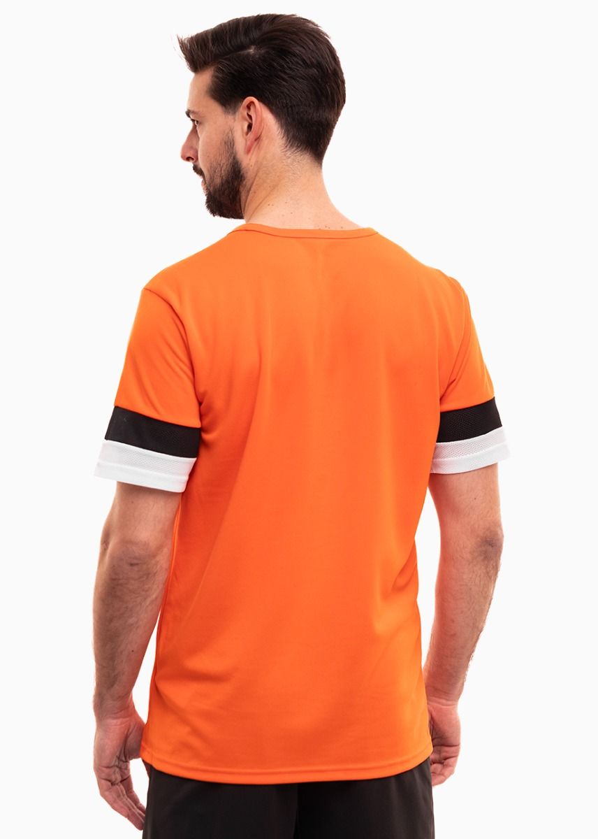 PUMA Set de sport pentru bărbați Tricou Pantaloni scurți teamRISE Jersey 704932 08/704942 04 PUMA Set de sport pentru bărbați Tricou Pantaloni scurți teamRISE Jersey 704932 08/704942 04