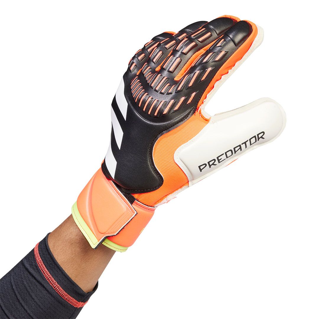 adidas Mănuși de portar Predator Match Fingersave IQ4037 adidas Mănuși de portar Predator Match Fingersave IQ4037