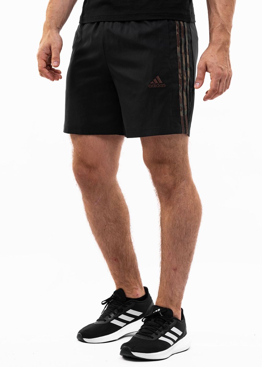 adidas Pantaloni scurți Aeroready Essentials Chelsea 3-Stripes Shorts IC1493