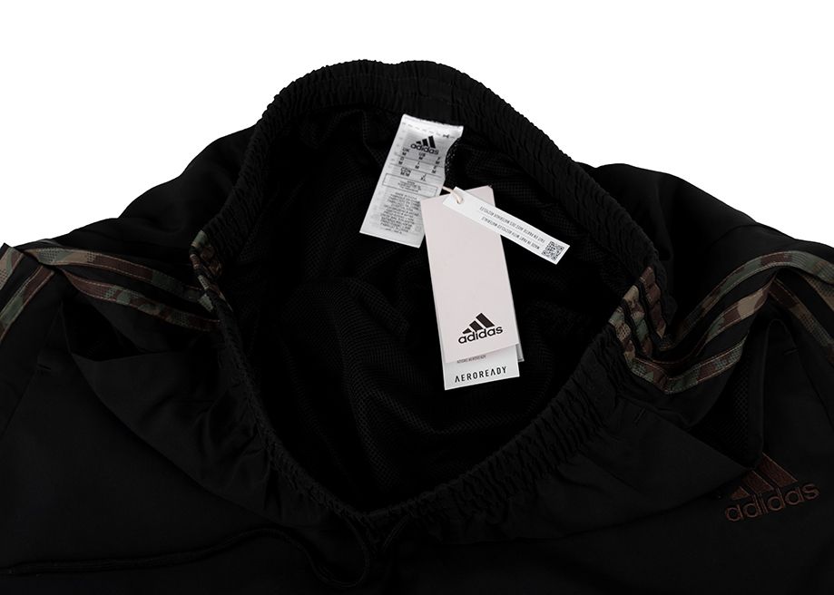 adidas Pantaloni scurți Aeroready Essentials Chelsea 3-Stripes Shorts IC1493