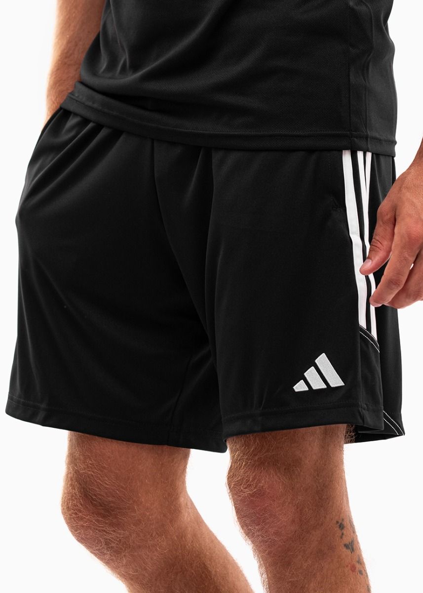 adidas Pantaloni scurți Tiro 23 Club Training HS9533