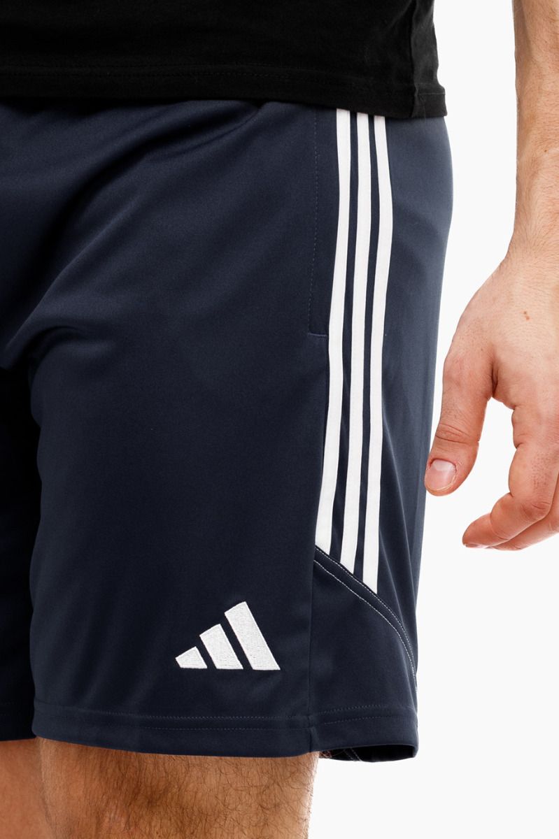 adidas Pantaloni scurți Tiro 23 Club Training HZ0176