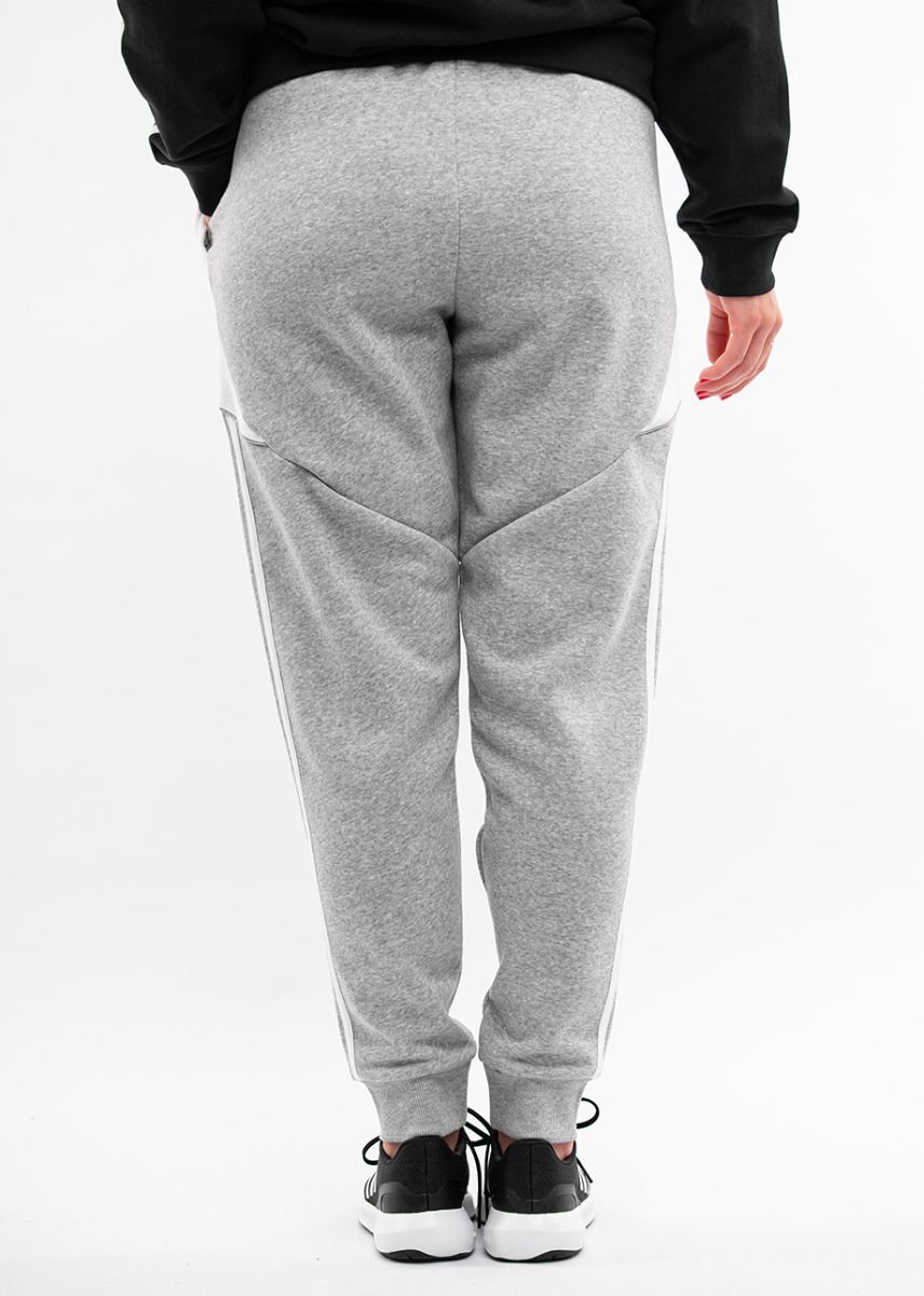 adidas Pantaloni pentru femei Tiro 24 Sweat IS1011