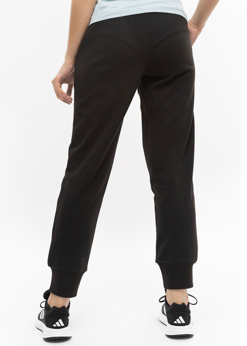 PUMA Pantaloni pentru femei ESS Sweatpants TR cl 586842 51