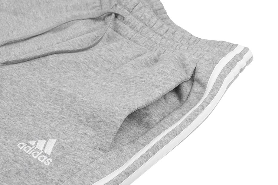 adidas Pantaloni bărbați Essentials Fleece 3-Stripes Tapered Cuff IJ6494