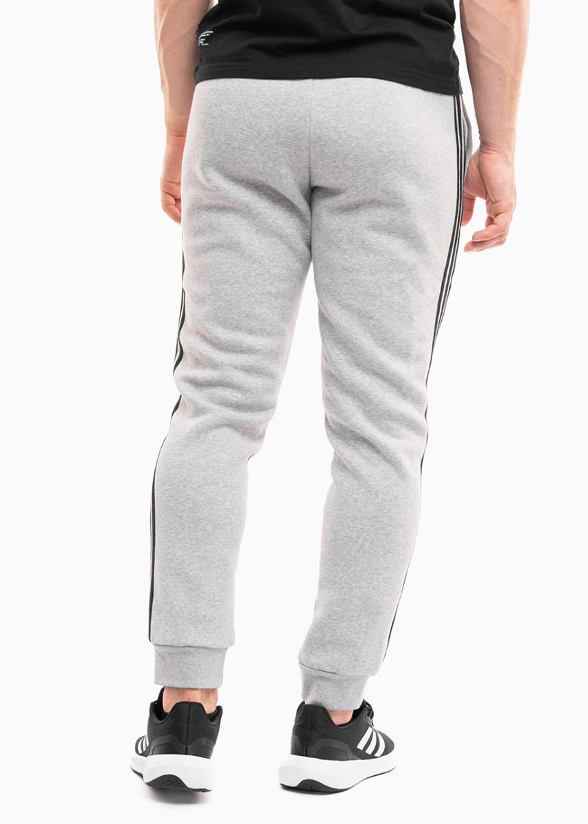 adidas Pantaloni Bărbați Essentials Fleece GK8824