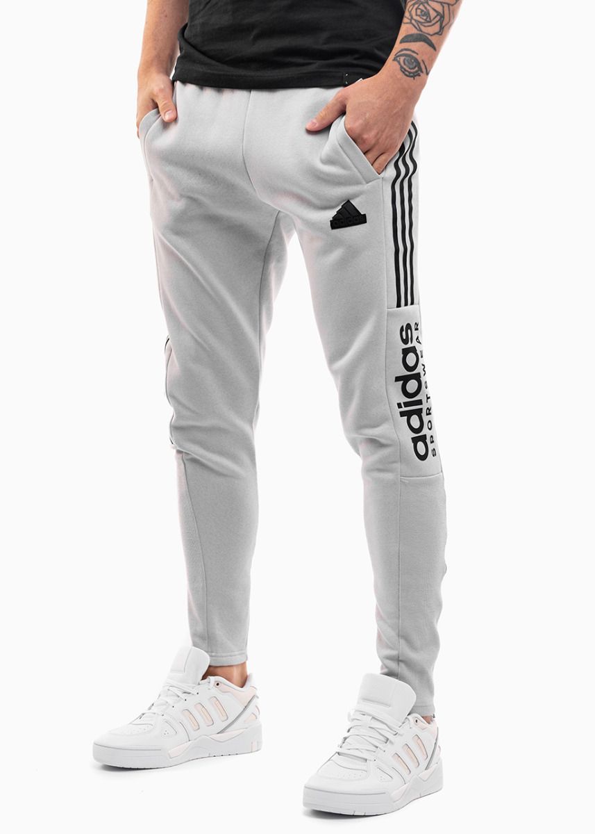 adidas Pantaloni bărbați House of Tiro Fleece IW5944