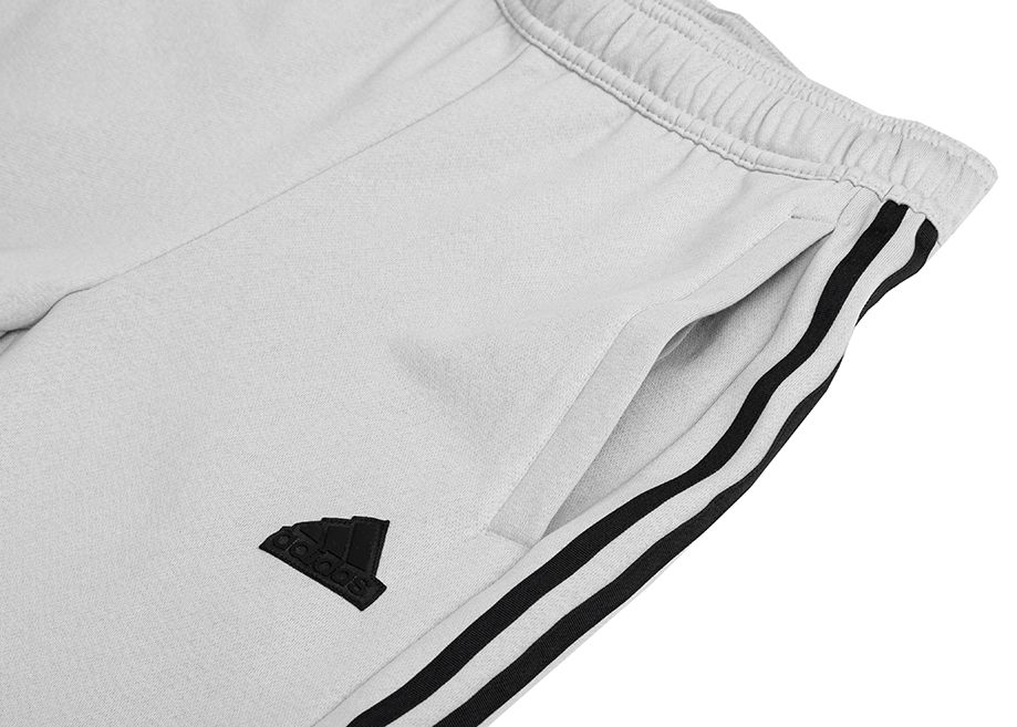 adidas Pantaloni bărbați House of Tiro Fleece IW5944