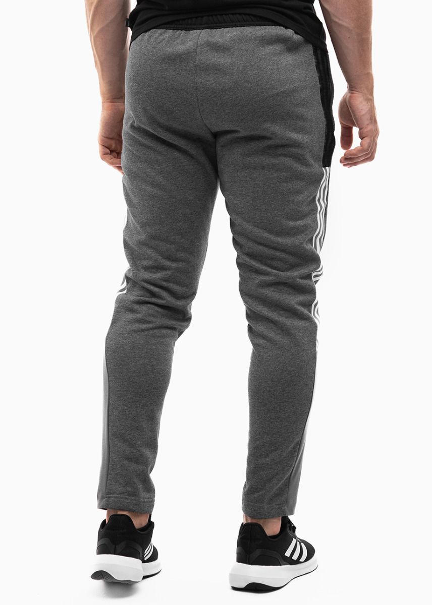 adidas Pantaloni bărbați Tiro 21 Sweat GP8802