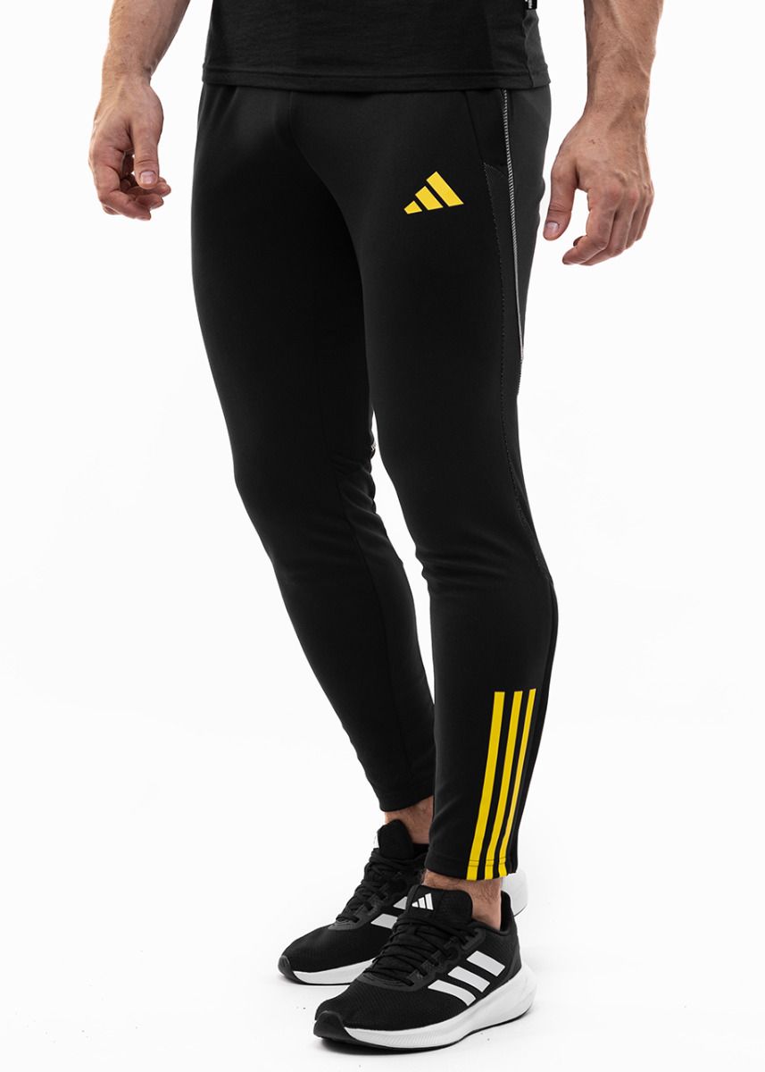 adidas Pantaloni pentru barbati Tiro 23 Competition Training HU1317