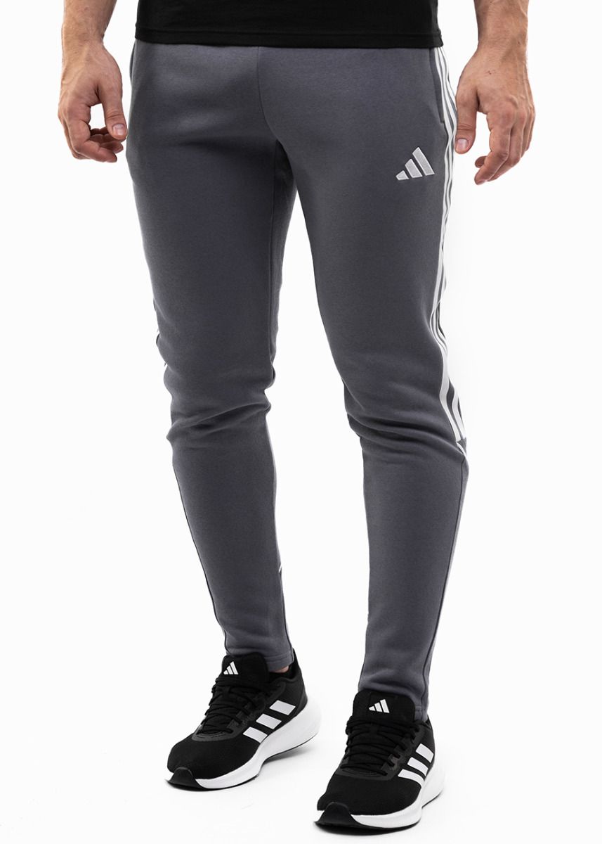 adidas Pantaloni pentru barbati Tiro 23 League Sweat Tracksuit HZ3019