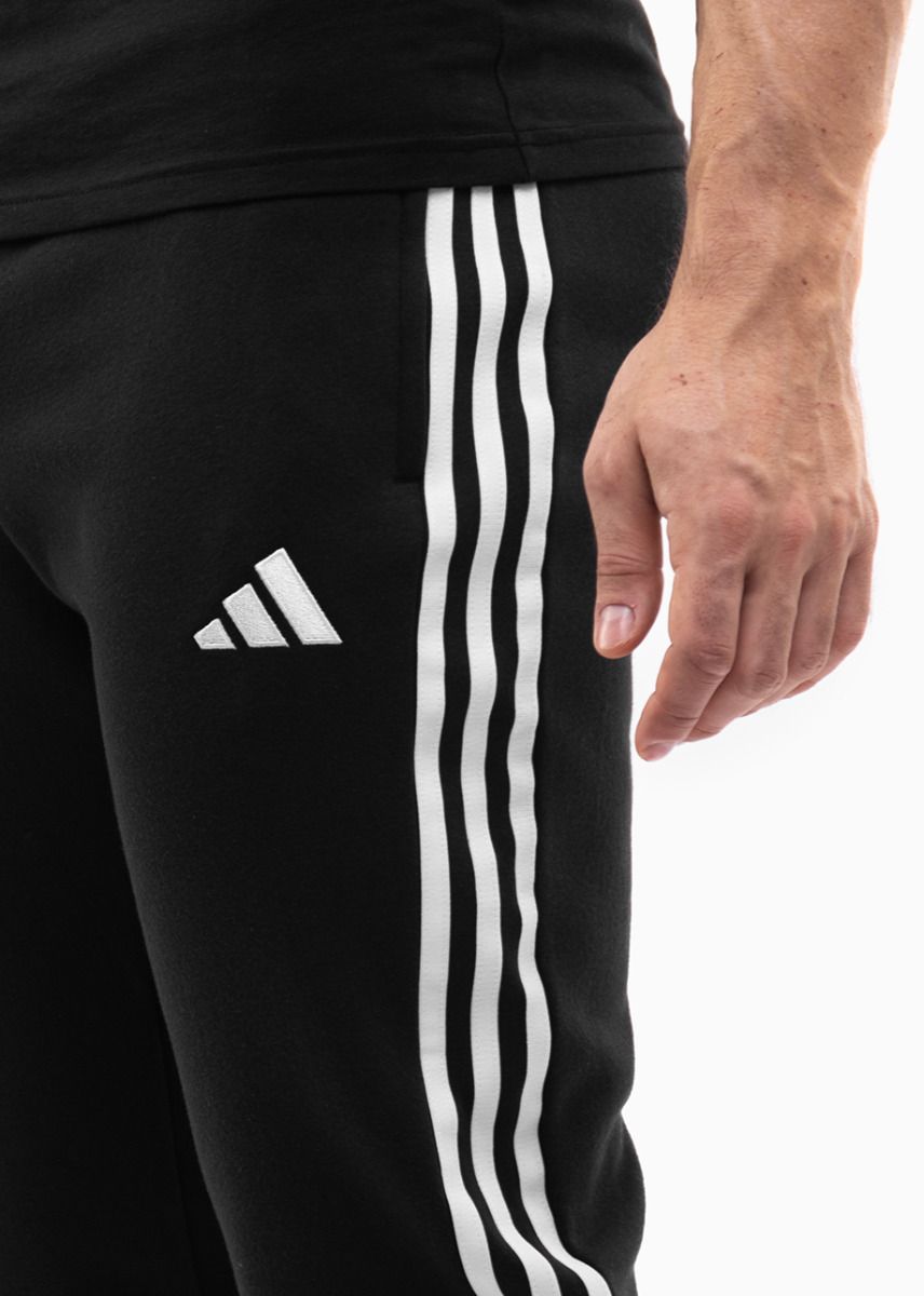 adidas Pantaloni pentru barbati Tiro 23 League Sweat Tracksuit HS3611