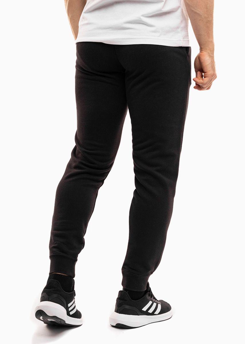 PUMA Pantaloni bărbați Ess TR cl 682616 01 PUMA Pantaloni bărbați Ess TR cl 682616 01