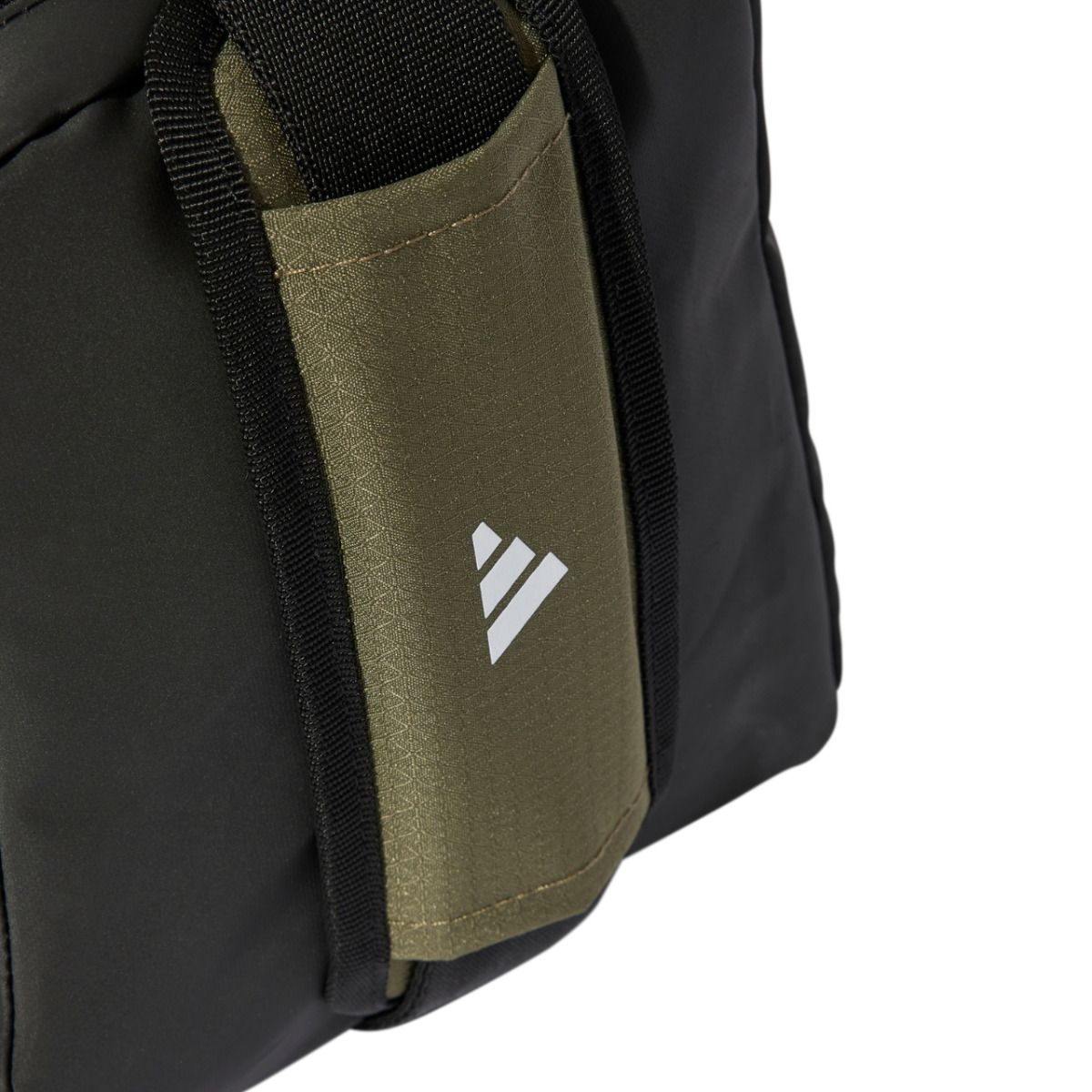 adidas Geanta Essentials 3-Stripes Duffel Bag XS IZ1906