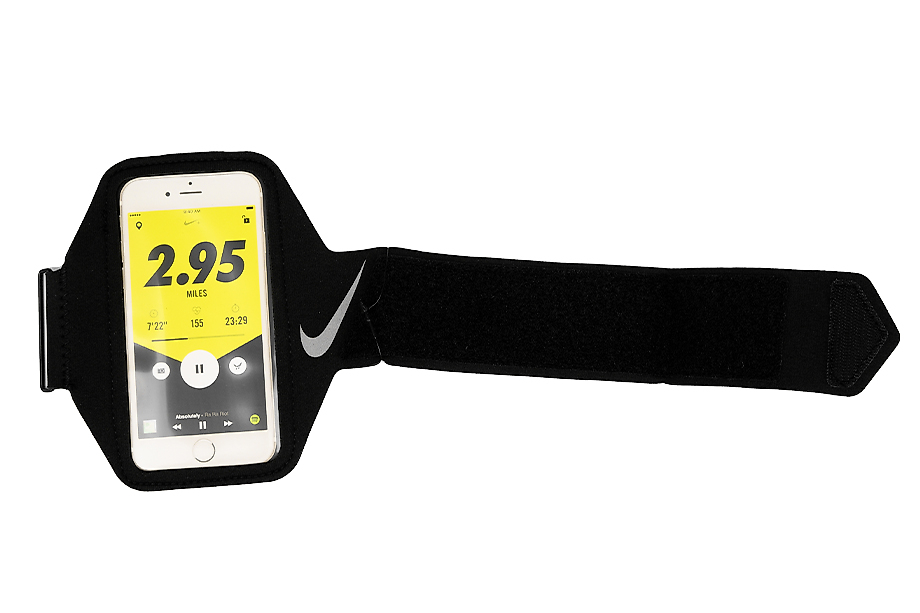 Nike husa pentru alergare Lean Arm Band NRN65082