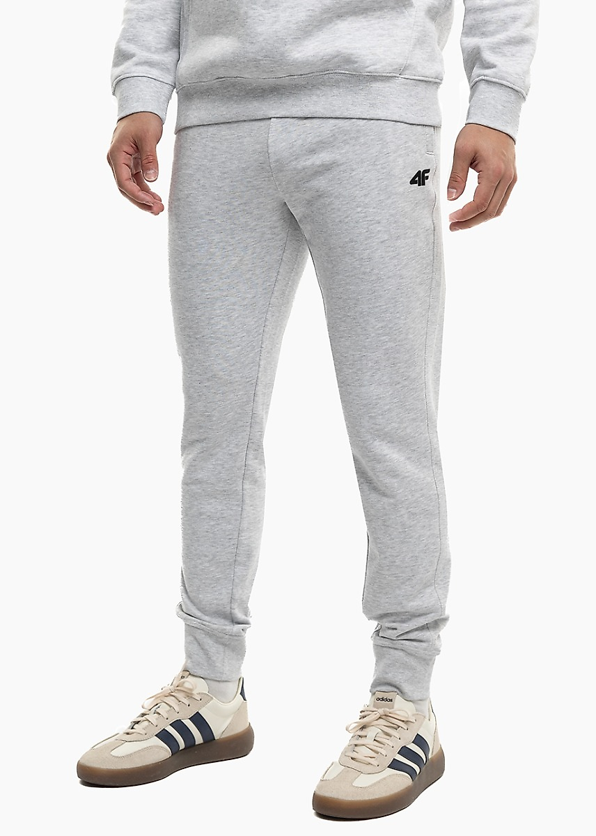 Pantaloni bărbătești 4F CAS M1674 gri deschis rece melanj 4FWMM00TTROM1674 27M