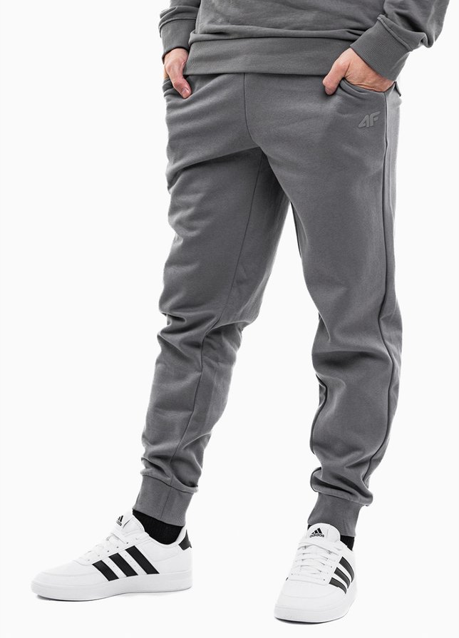 4F Pantaloni bărbați M0943 4FWMM00TTROM0943 25S 4F Pantaloni bărbați M0943 4FWMM00TTROM0943 25S
