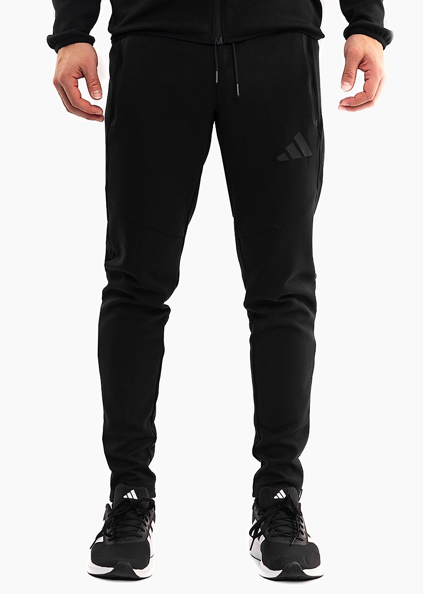 adidas Pantaloni bărbătești Tiro 26 Travel Sweat Pant KF6072